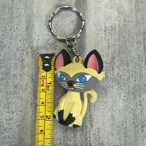 Disney Si/Am Cat Monogram 3-D Figural Keychain Toy Villians Series 2 - Picture 5 of 5